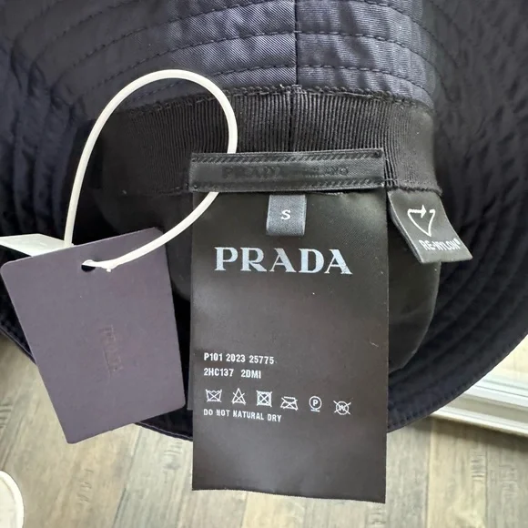 Prada Re-Nylon bucket hat New with tags - Picture 8 of 9